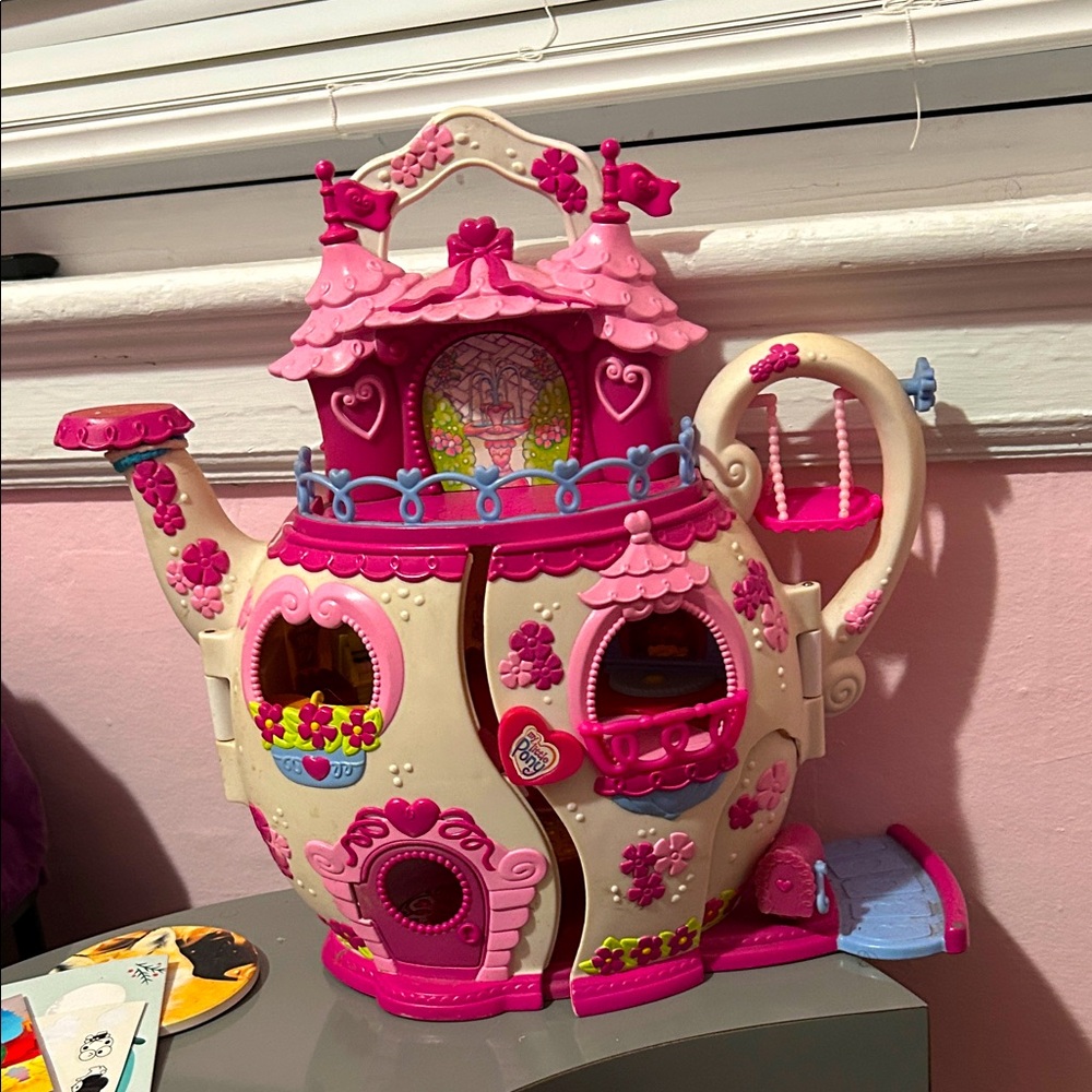 Old my little pony generation 3.5 tea pot palace
